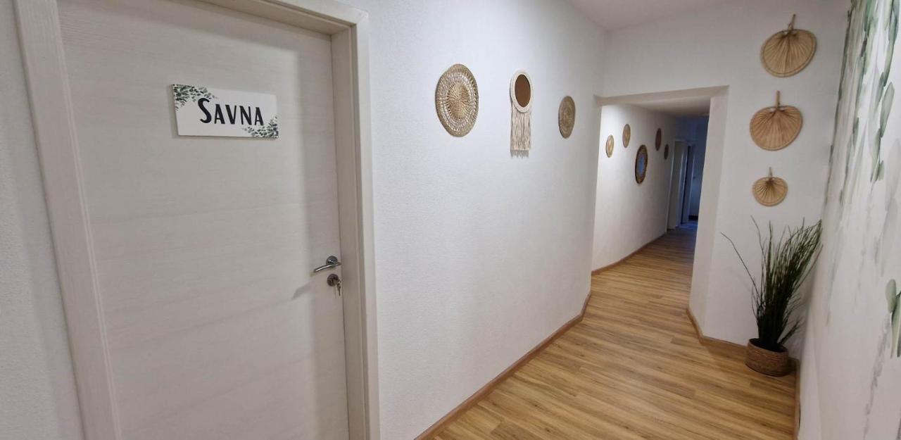Hotel Samarin Črnomelj エクステリア 写真