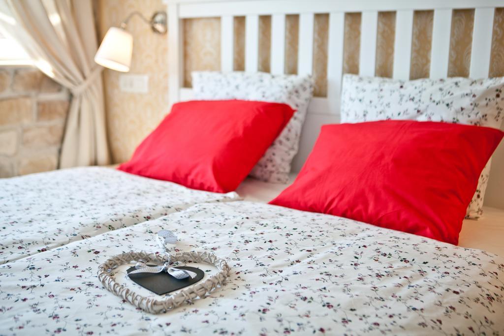 Hotel Samarin Črnomelj エクステリア 写真